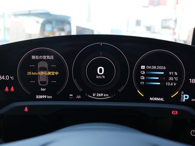 2021 Porsche TAYCAN 照片 13