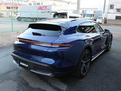 2021 Porsche TAYCAN 照片 31