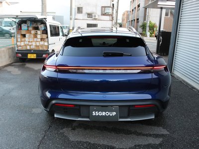 2021 Porsche TAYCAN 照片 30