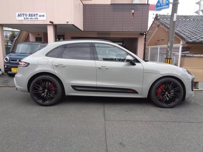 PORSCHE MACAN - 7