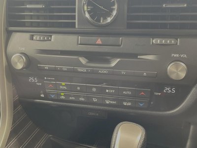 2020 Lexus RX — миниатюра 35