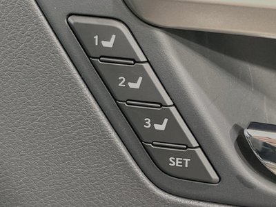 2020 Lexus RX — миниатюра 73