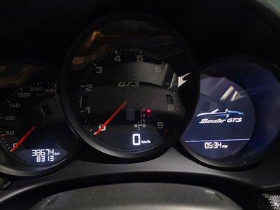 صورة 9 لـ 2021 Porsche 718