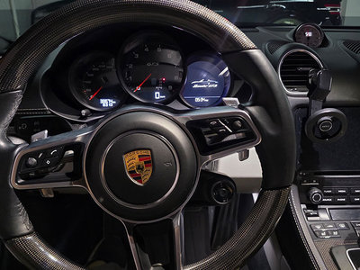 صورة 8 لـ 2021 Porsche 718