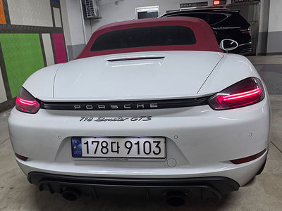 صورة 6 لـ 2021 Porsche 718