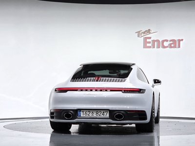 2021 Porsche 911 — фото 4