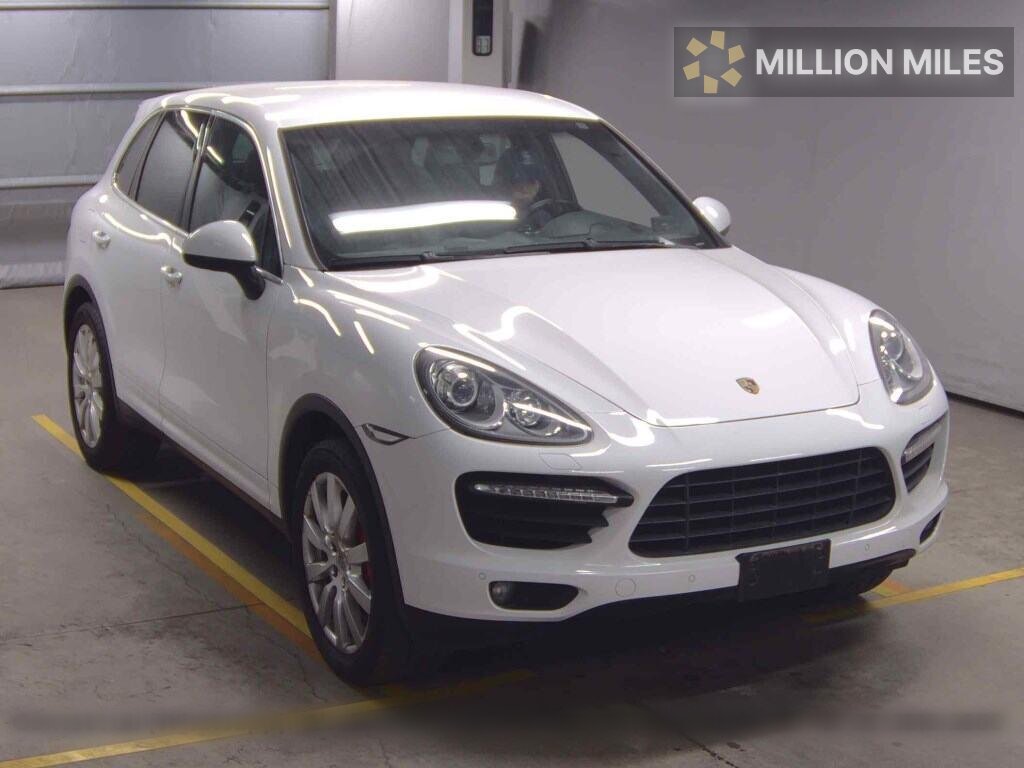 PORSCHE CAYENNE - View 1