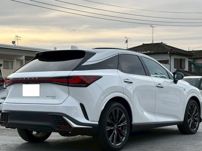 LEXUS RX - 9