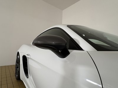 PORSCHE 718 CAYMAN - 9