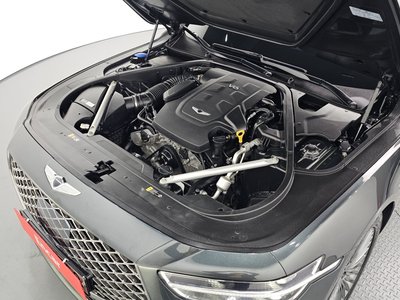 صورة 7 لـ 2019 Genesis G90