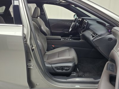 2023 Lexus RX — миниатюра 16