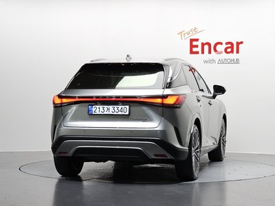 2023 Lexus RX photo 4