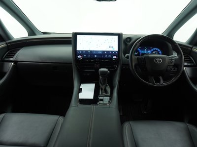 2025 TOYOTA ALPHARD photo 7
