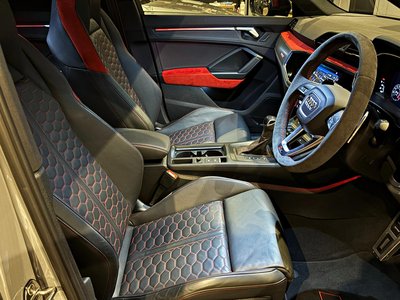 صورة 23 لـ 2021 AUDI RS Q3