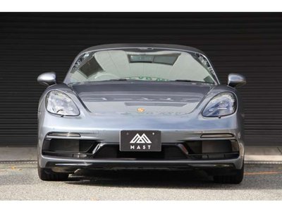 PORSCHE 718 BOXSTER - 3