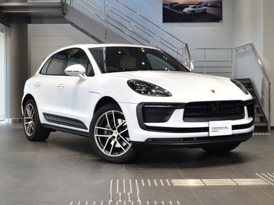 PORSCHE MACAN - 7