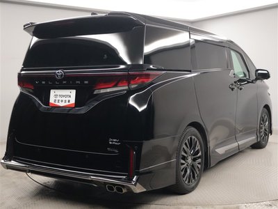2023 Toyota VELLFIRE — фото 3