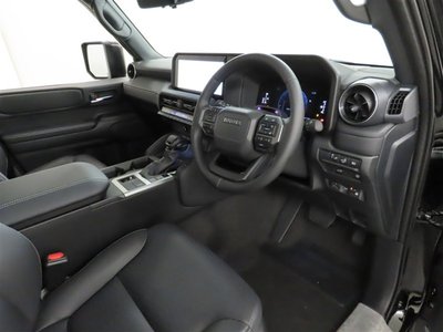 TOYOTA LAND CRUISER - 10