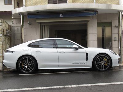 PORSCHE PANAMERA - 6