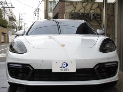 PORSCHE PANAMERA - 5