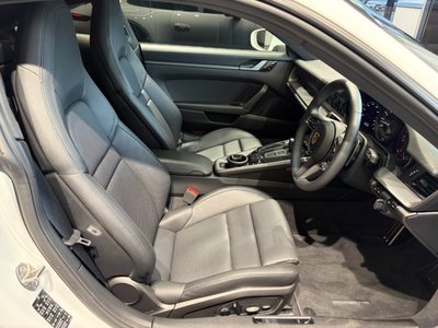 صورة 10 لـ 2020 Porsche 911