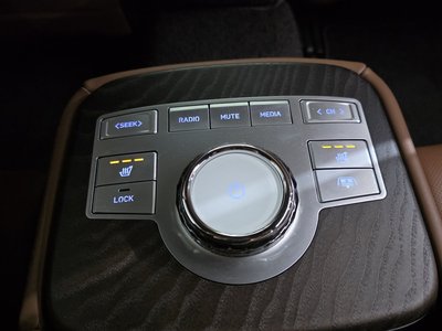 2023 Genesis G80 (RG3) — миниатюра 19