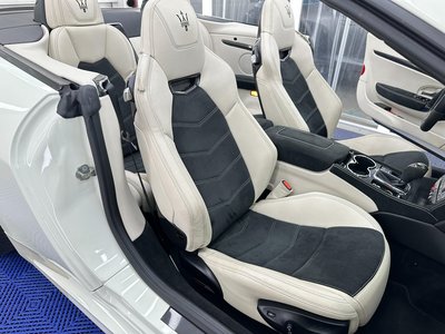 2015 Maserati GRANCABRIO thumbnail 33