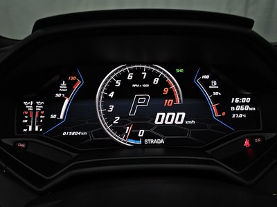 LAMBORGHINI HURACAN - 8