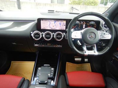 صورة 3 لـ 2024 Mercedes-BENZ GLA AMG
