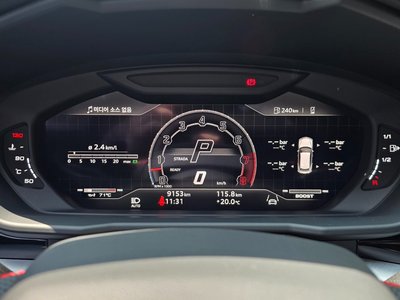 LAMBORGHINI URUS - 8