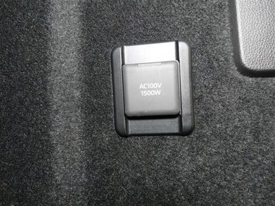 TOYOTA CROWN SPORT - 5