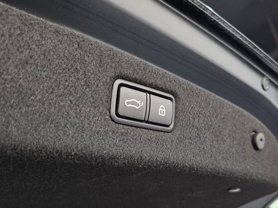 صورة مصغرة 20 لـ 2021 Genesis G90