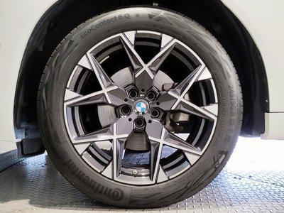 2025 BMW X3 — миниатюра 23