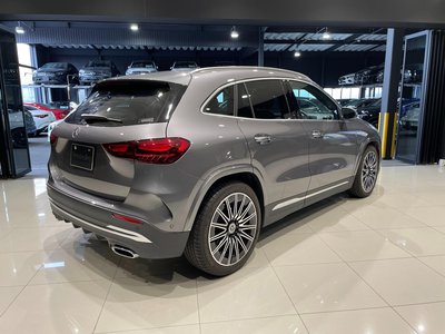MERCEDES-BENZ GLA - 5
