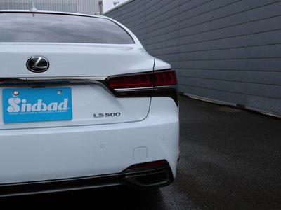 LEXUS LS - 8
