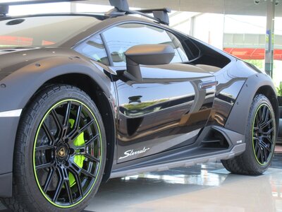 LAMBORGHINI HURACAN STERRATO - 9