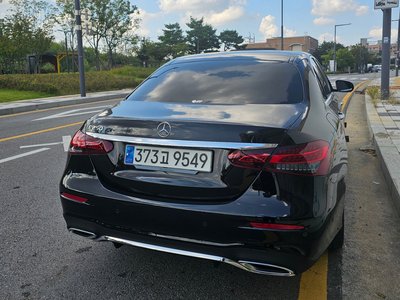 MERCEDES-BENZ E-CLASS - 3