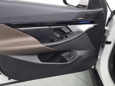 2024 BMW 5 SERIES — миниатюра 14