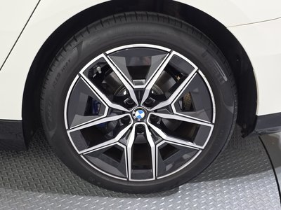 2024 BMW 5 SERIES 照片 8