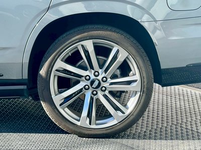 CADILLAC ESCALADE - 10