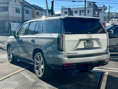 CADILLAC ESCALADE - 9