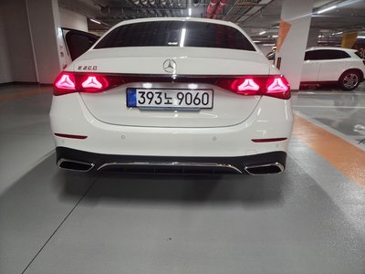 MERCEDES-BENZ E-CLASS - 3