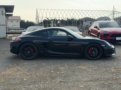 PORSCHE CAYMAN - 8