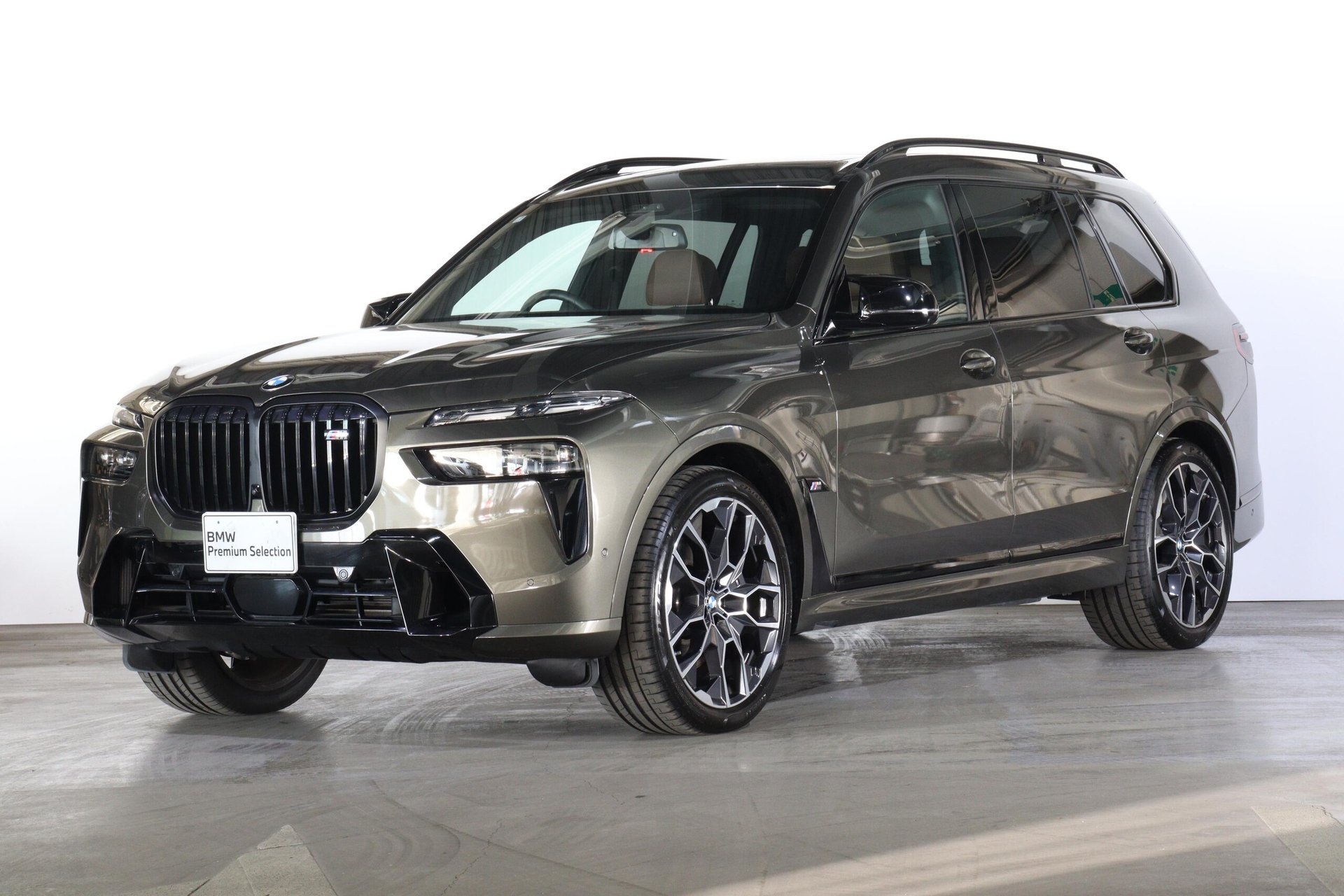 BMW X7 - View 1
