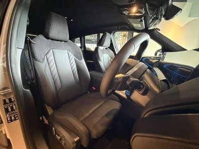 صورة 6 لـ 2025 BMW X3