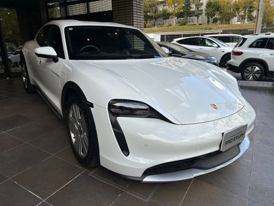 PORSCHE TAYCAN CROSS TURISMO - 7