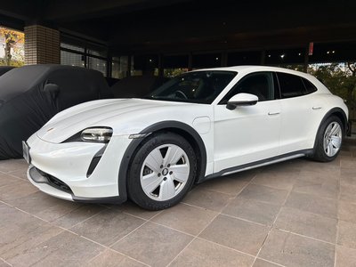 PORSCHE TAYCAN CROSS TURISMO - 1