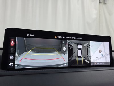 2021 Genesis GV80 thumbnail 21