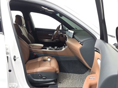 صورة مصغرة 17 لـ 2024 Genesis GV70
