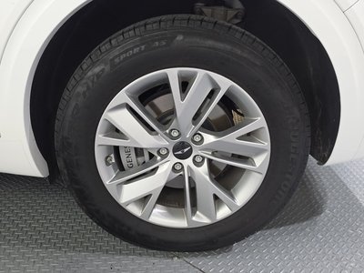 صورة 8 لـ 2024 Genesis GV70